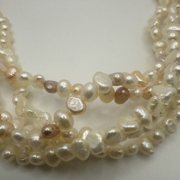 Vintage Faux Pearl Necklace Multi Strand White Pink Purple 16.5” - Picture 5 of 11